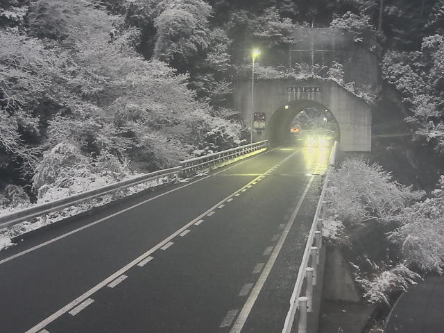 広島市佐伯区 湯来町葛原_大古谷トンネル(上り)