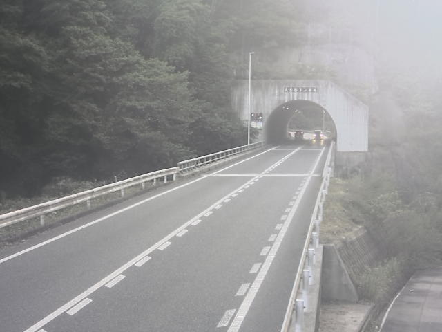 広島市佐伯区 湯来町葛原_大古谷トンネル(上り)
