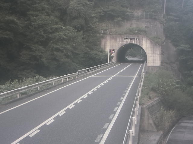 広島市佐伯区 湯来町葛原_大古谷トンネル(上り)