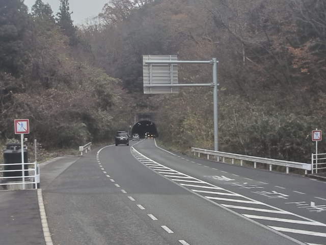 広島市佐伯区 湯来町伏谷_川角トンネル(下り)