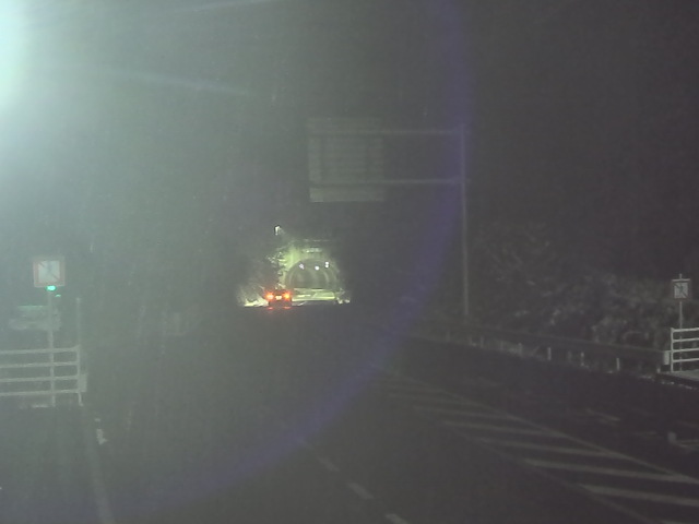 広島市佐伯区 湯来町伏谷_川角トンネル(下り)