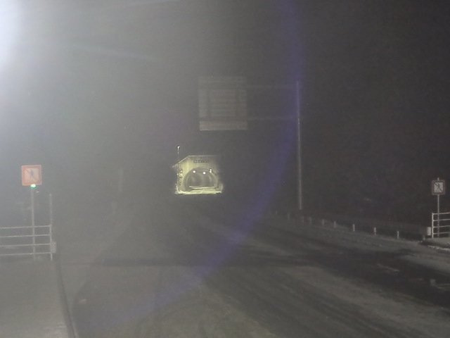 広島市佐伯区 湯来町伏谷_川角トンネル(下り)