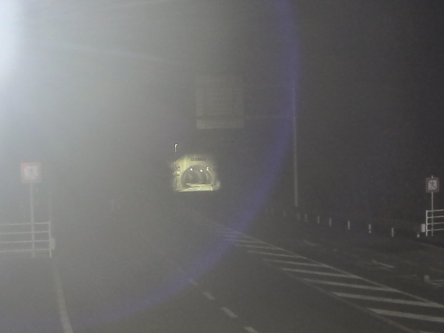 広島市佐伯区 湯来町伏谷_川角トンネル(下り)