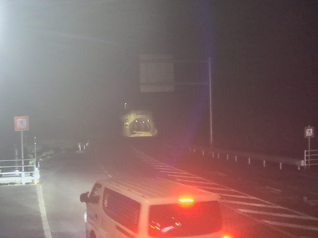 広島市佐伯区 湯来町伏谷_川角トンネル(下り)