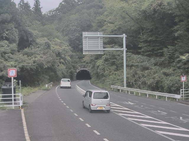 広島市佐伯区 湯来町伏谷_川角トンネル(下り)