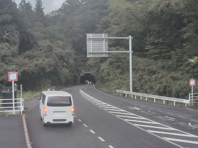 広島市佐伯区 湯来町伏谷_川角トンネル(下り)