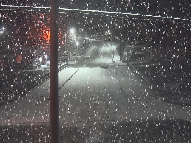 広島市佐伯区 湯来町和田_湯来出張所前