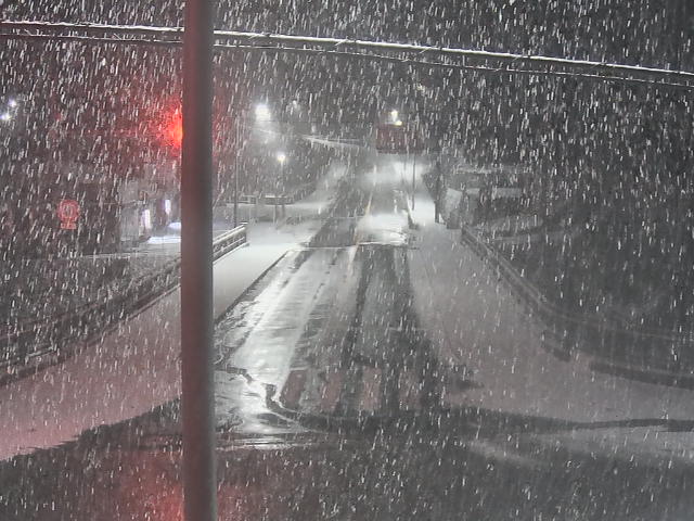 広島市佐伯区 湯来町和田_湯来出張所前