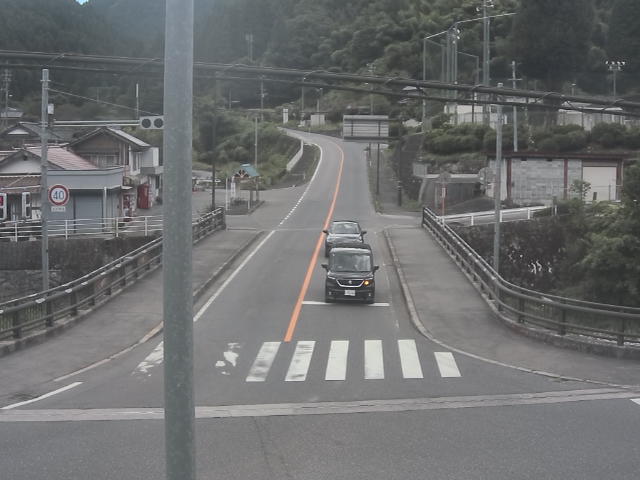 広島市佐伯区 湯来町和田_湯来出張所前