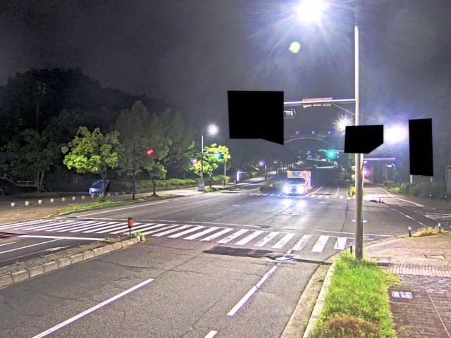 広島市安佐南区 大塚西六丁目(広域公園テニスコート前)