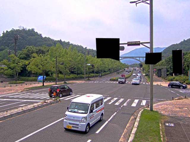 広島市安佐南区 大塚西六丁目(広域公園テニスコート前)