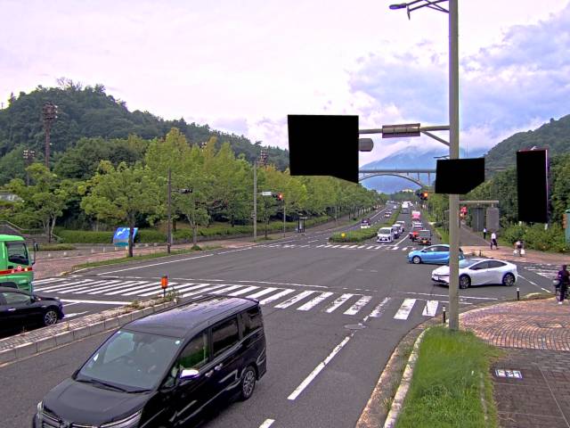 広島市安佐南区 大塚西六丁目(広域公園テニスコート前)