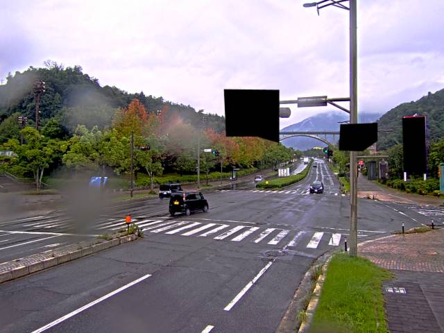 広島市安佐南区 大塚西六丁目(広域公園テニスコート前)