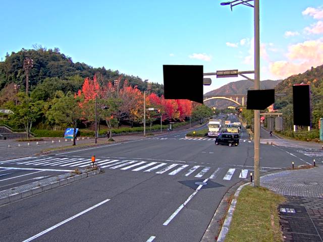 広島市安佐南区 大塚西六丁目(広域公園テニスコート前) 広島市安佐南区 大塚西六丁目(広域公園テニスコート前)