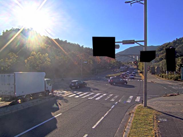 広島市安佐南区 大塚西六丁目(広域公園テニスコート前)