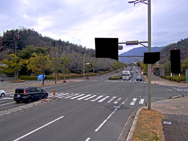 広島市安佐南区 大塚西六丁目(広域公園テニスコート前)