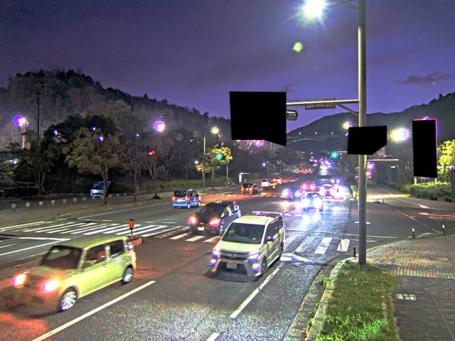 広島市安佐南区 大塚西六丁目(広域公園テニスコート前)