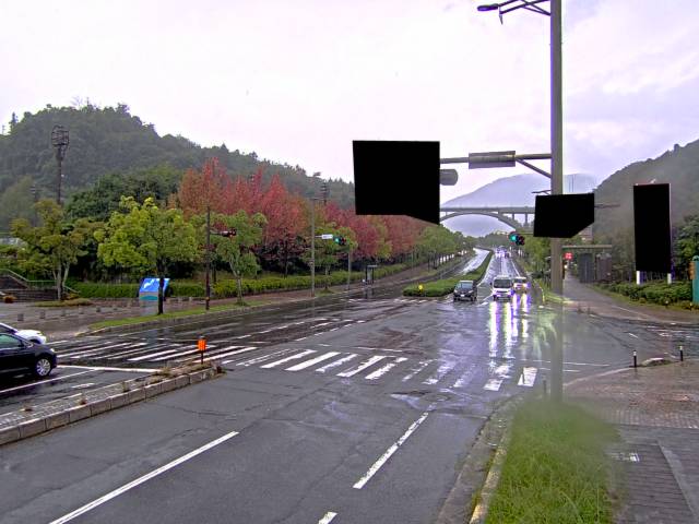 広島市安佐南区 大塚西六丁目(広域公園テニスコート前)