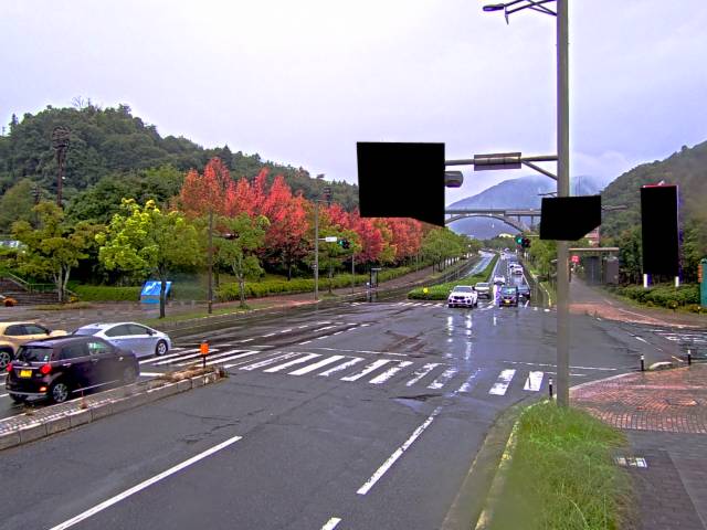 広島市安佐南区 大塚西六丁目(広域公園テニスコート前)