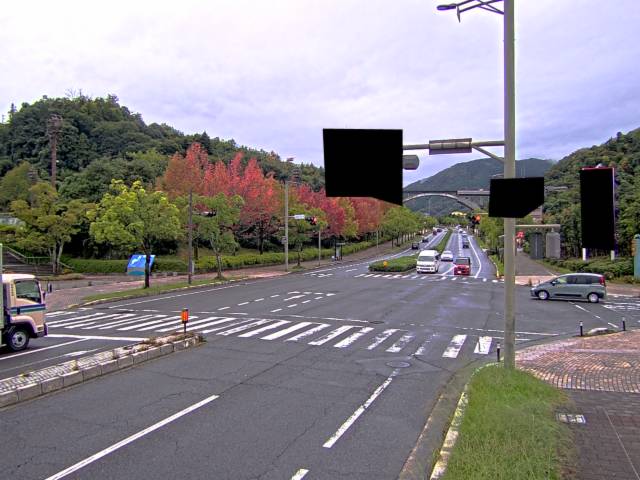 広島市安佐南区 大塚西六丁目(広域公園テニスコート前)