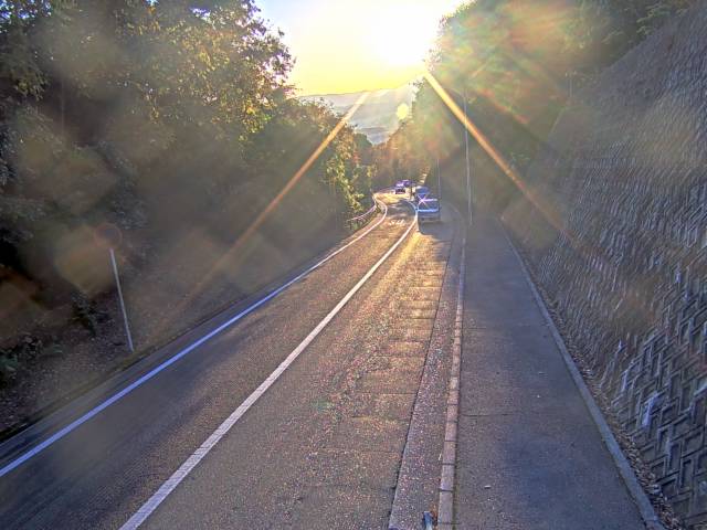 広島市安佐南区 上安町(鯛之迫ループ橋付近)