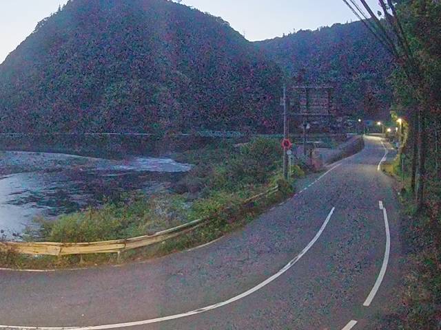 広島市安佐北区 安佐町久地(大川橋付近)