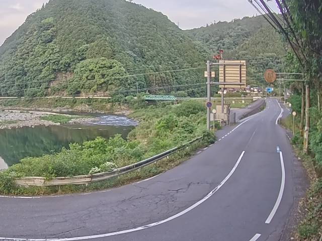 広島市安佐北区 安佐町久地(大川橋付近)